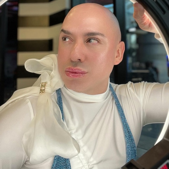 COPY - Mock neck top with large organza bow - Picture 7 of 8